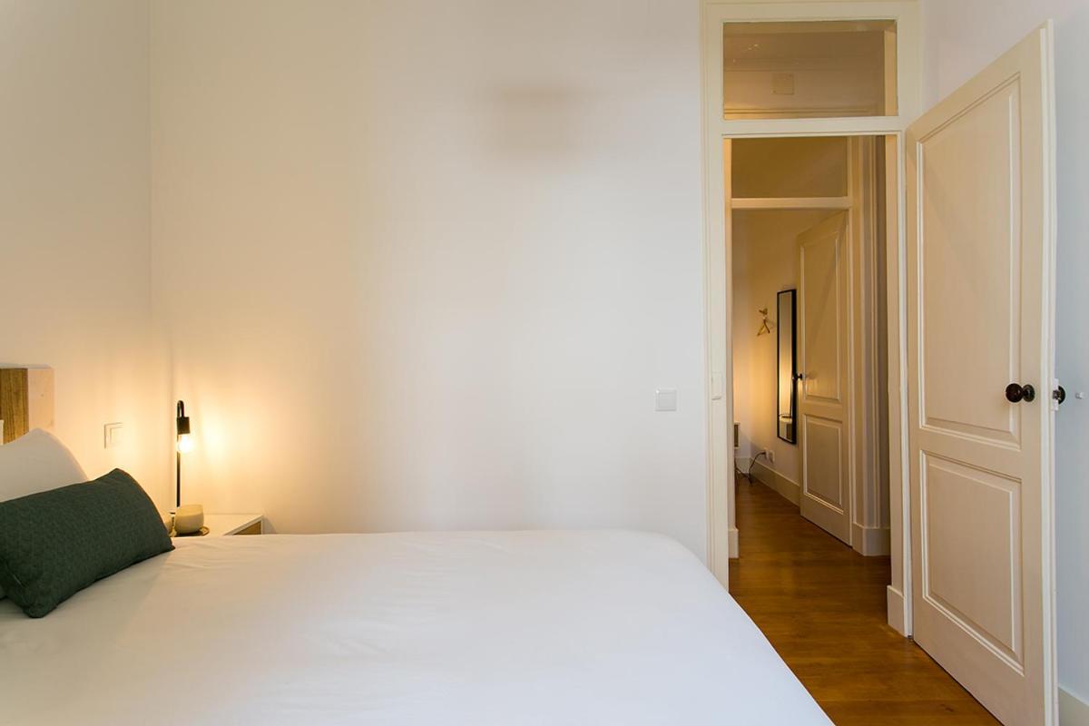 Lovelystay - Cozy 3Bdr Apartment In Estrela Lisboa Exteriér fotografie