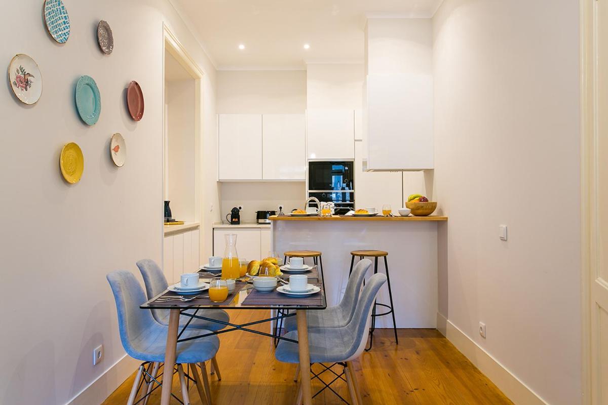 Lovelystay - Cozy 3Bdr Apartment In Estrela Lisboa Exteriér fotografie